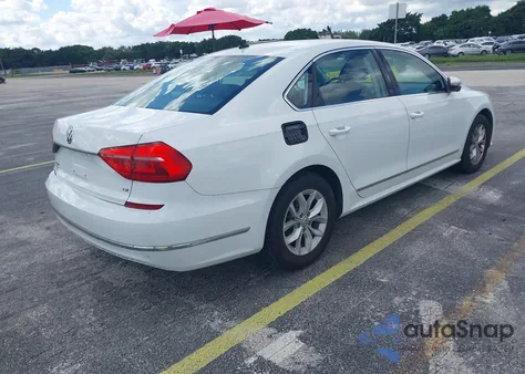 2016 Volkswagen Passat 1.8T S z USA, uszkodzony, nr VIN 1VWAS7A30GC009173